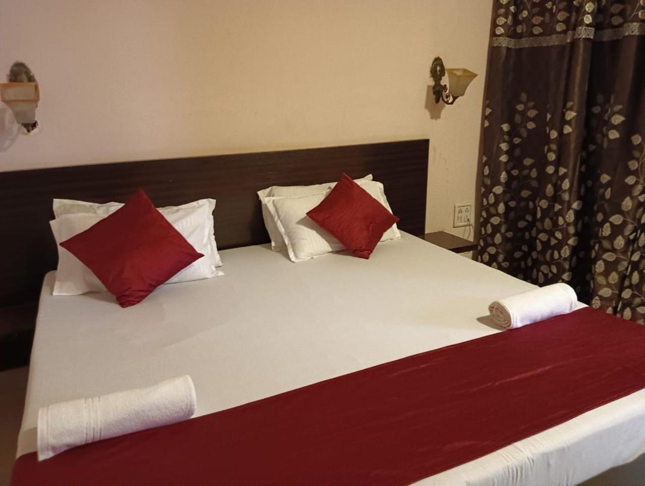 Shree Krishna Hotel Inn Varanasi Dış mekan fotoğraf
