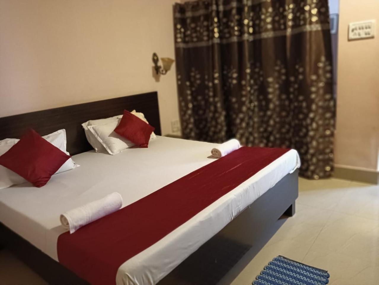 Shree Krishna Hotel Inn Varanasi Dış mekan fotoğraf